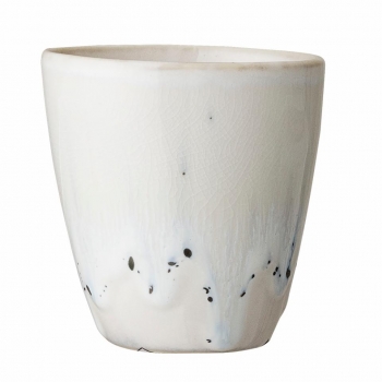 Tassen und Becher